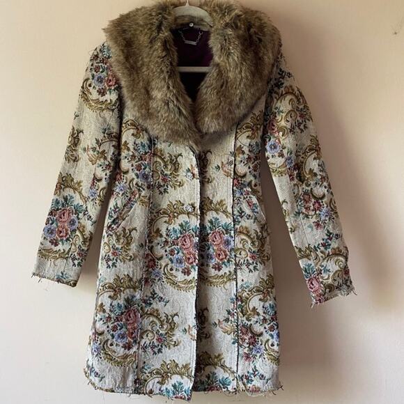 Vintage Jackets & Blazers - Floral Penny Lane Coat with Faux Fur Collar